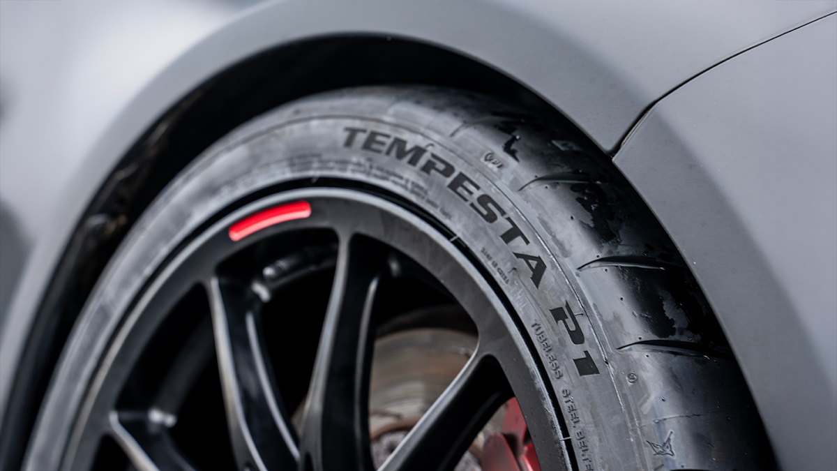 Vitour Tempesta P1 X-01R